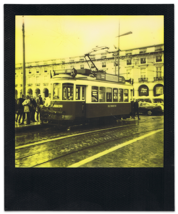 Lisbonne - Polaroid - Third Man Records by Impossible - Black Yellow - Nomade Aventure - Extension Cap Vert - ©jaimelemonde.fr - 2015 (4)