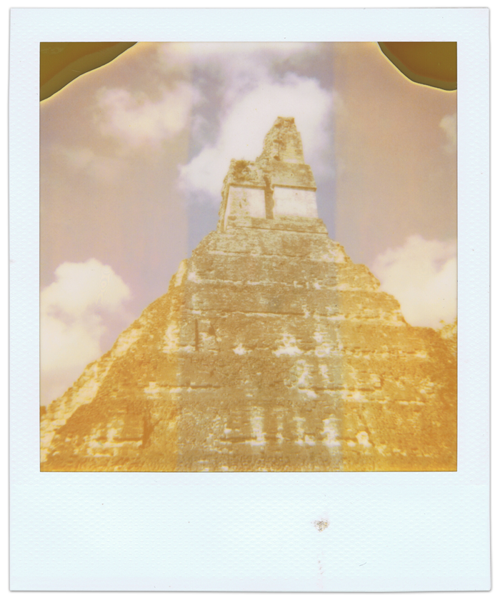 Photo Polaroid périmée depuis 2006 - Tikal - Guatemala - ©jaimelemonde (3)