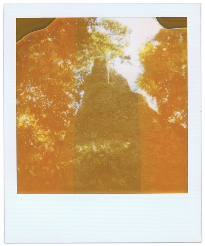 Photo Polaroid périmée depuis 2006 - Tikal - Guatemala - ©jaimelemonde (4)