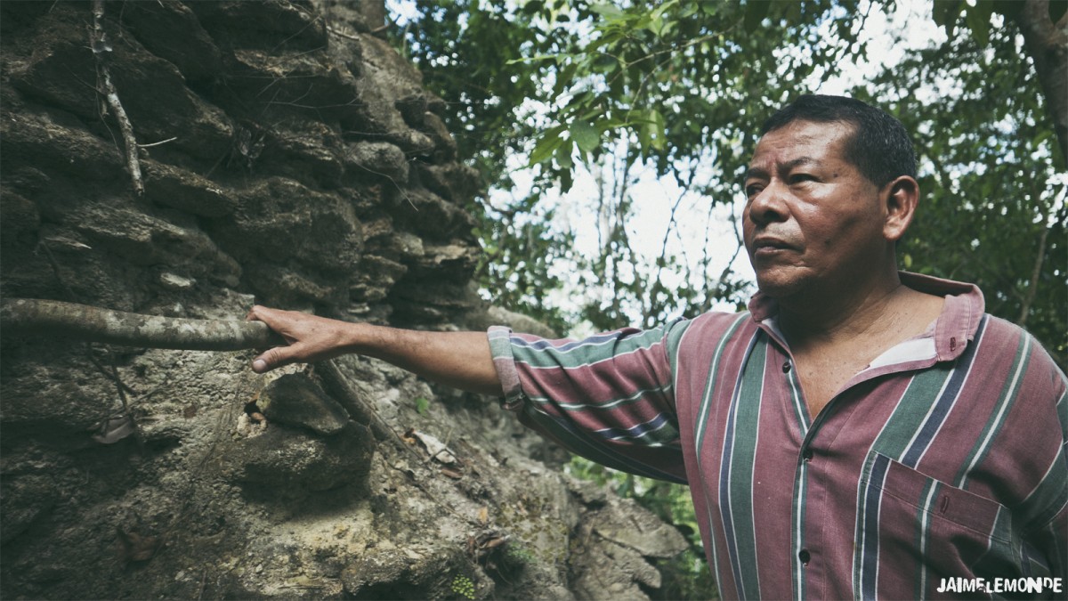 En haut de la pyramide - Motul de San José - Guatemala - ©jaimelemonde